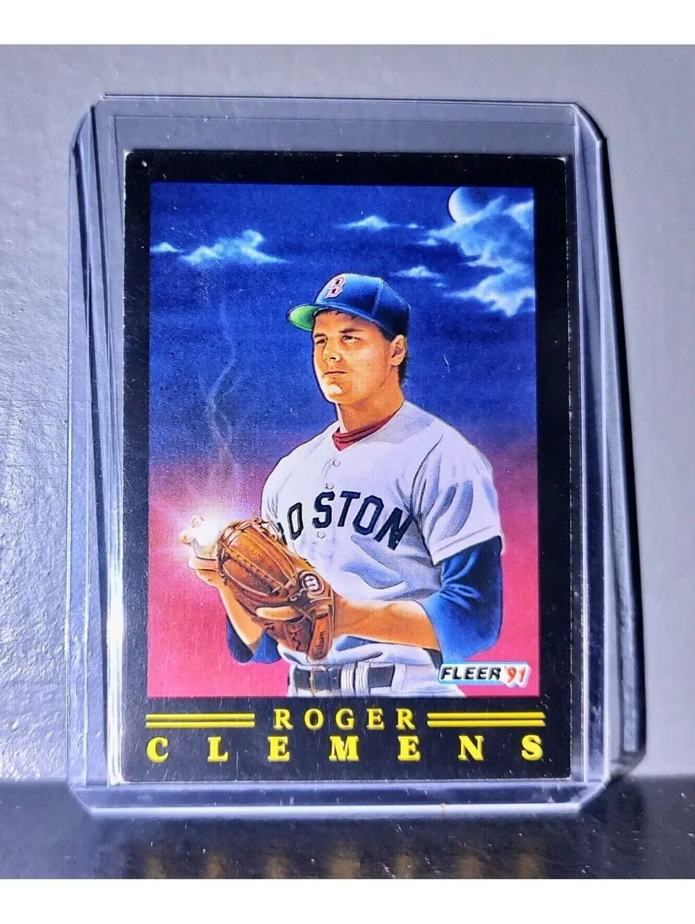 1991 Roger Clemens Fleer Baseball Card #9 Red Sox